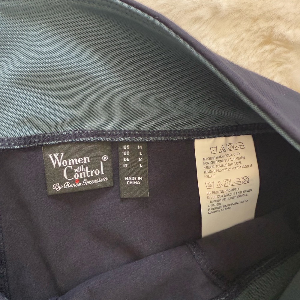 NWT Women with Control by Renee Greenstein Navy Blue Joggers - Picture 4 of 6